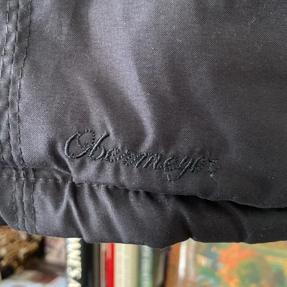 Obermeyer Mont Blanc Reversible Puffer Vest in Purple & Black Women's Size 12 - Picture 8 of 9